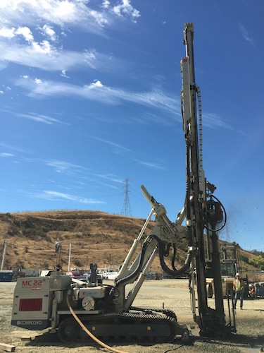 comacchio mc 22 drill rig