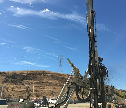 comacchio mc 22 drill rig