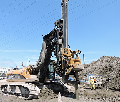 Delmag RH 12 Drill Rig