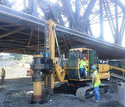 SoilTek S60 Hydraulic Piling Rigs